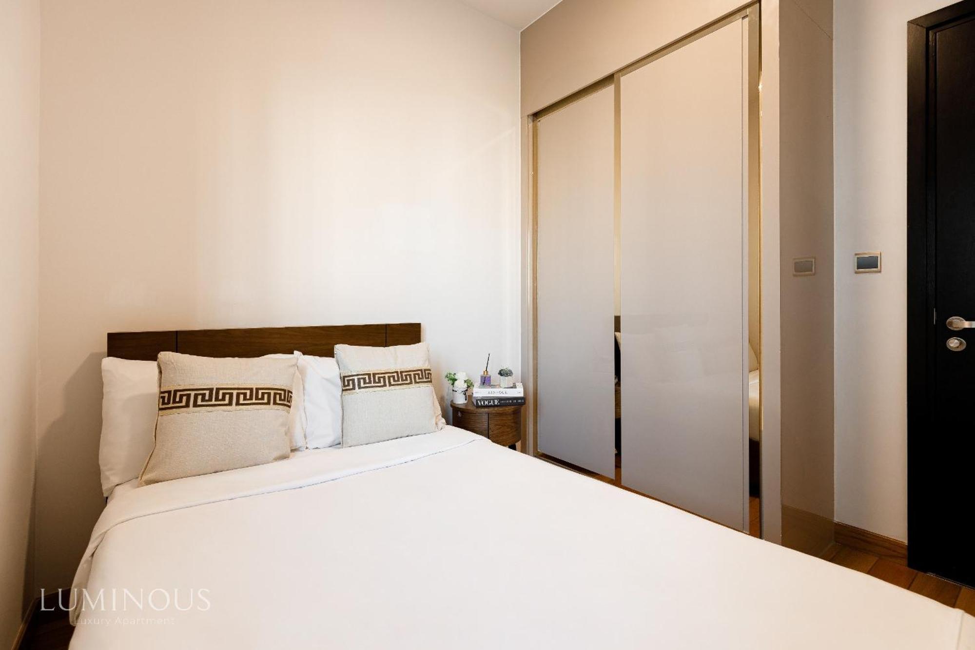 Exclusive 2-3 Bedroom Apartment In District 1 Free Pool Gym Sauna Хошимин Экстерьер фото