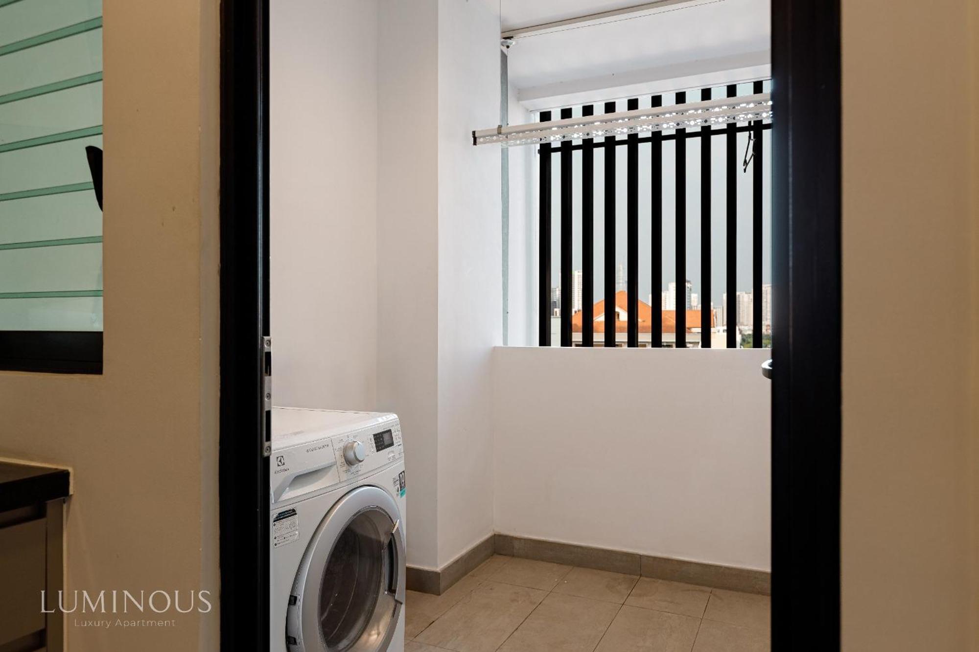 Exclusive 2-3 Bedroom Apartment In District 1 Free Pool Gym Sauna Хошимин Экстерьер фото